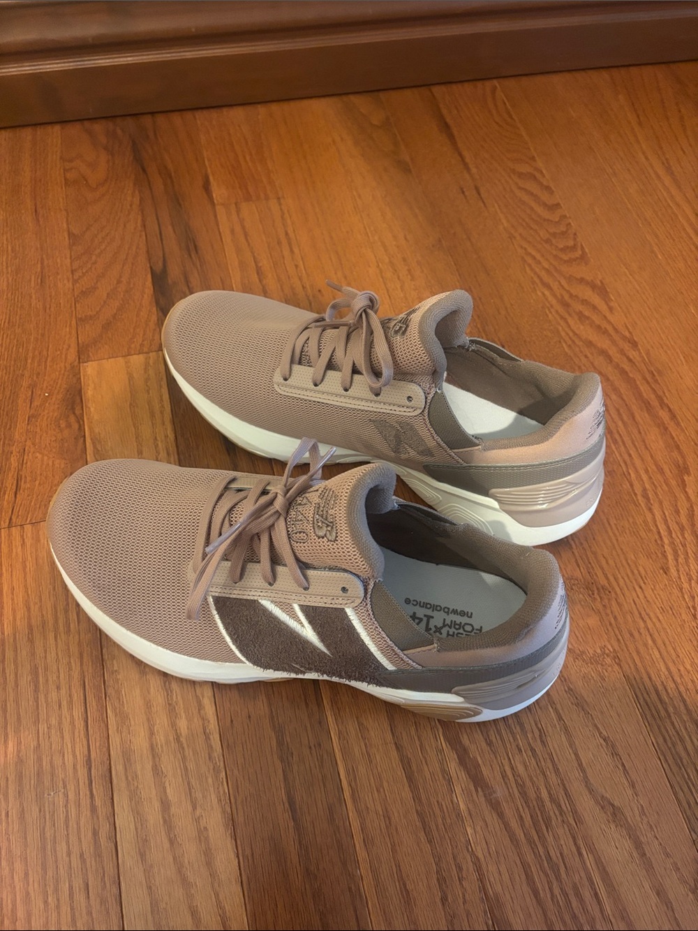 Women’s New Balance 1440 Sneakers - 10.5